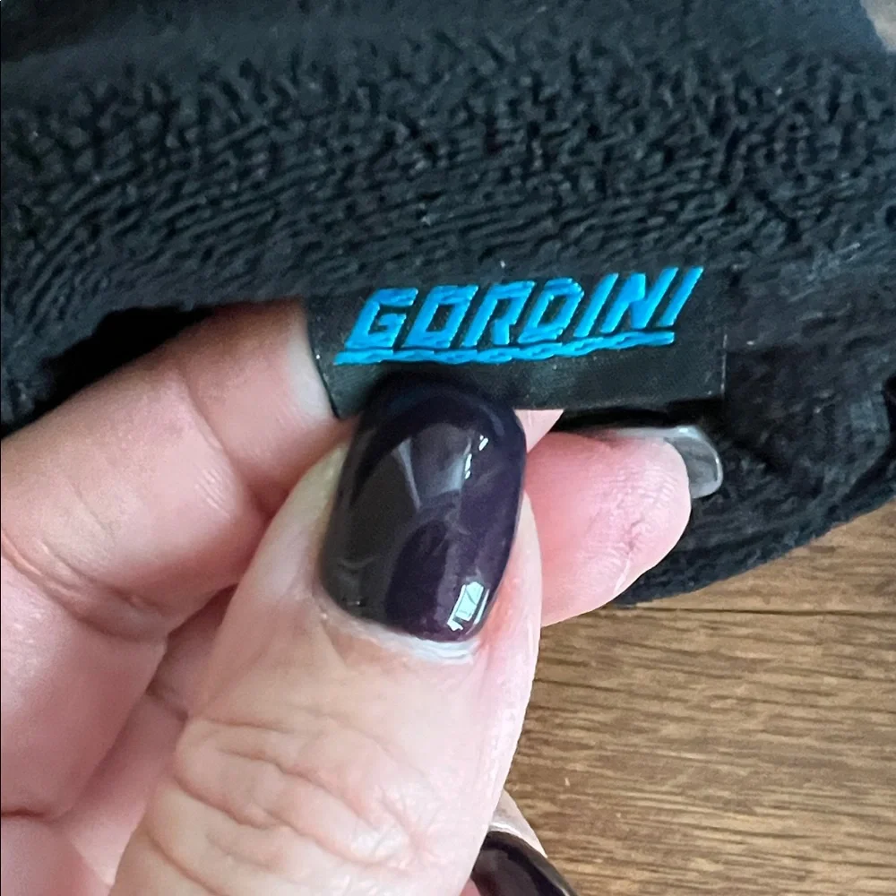 Gordini Black Kids Mittens